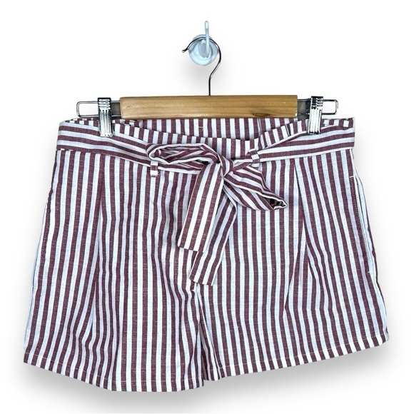 SMALL LOVE TREE RED WHITE STRIPED PAPER BAG BELTED SHORTS LIGHTWEIGHT - Picture 1 of 8